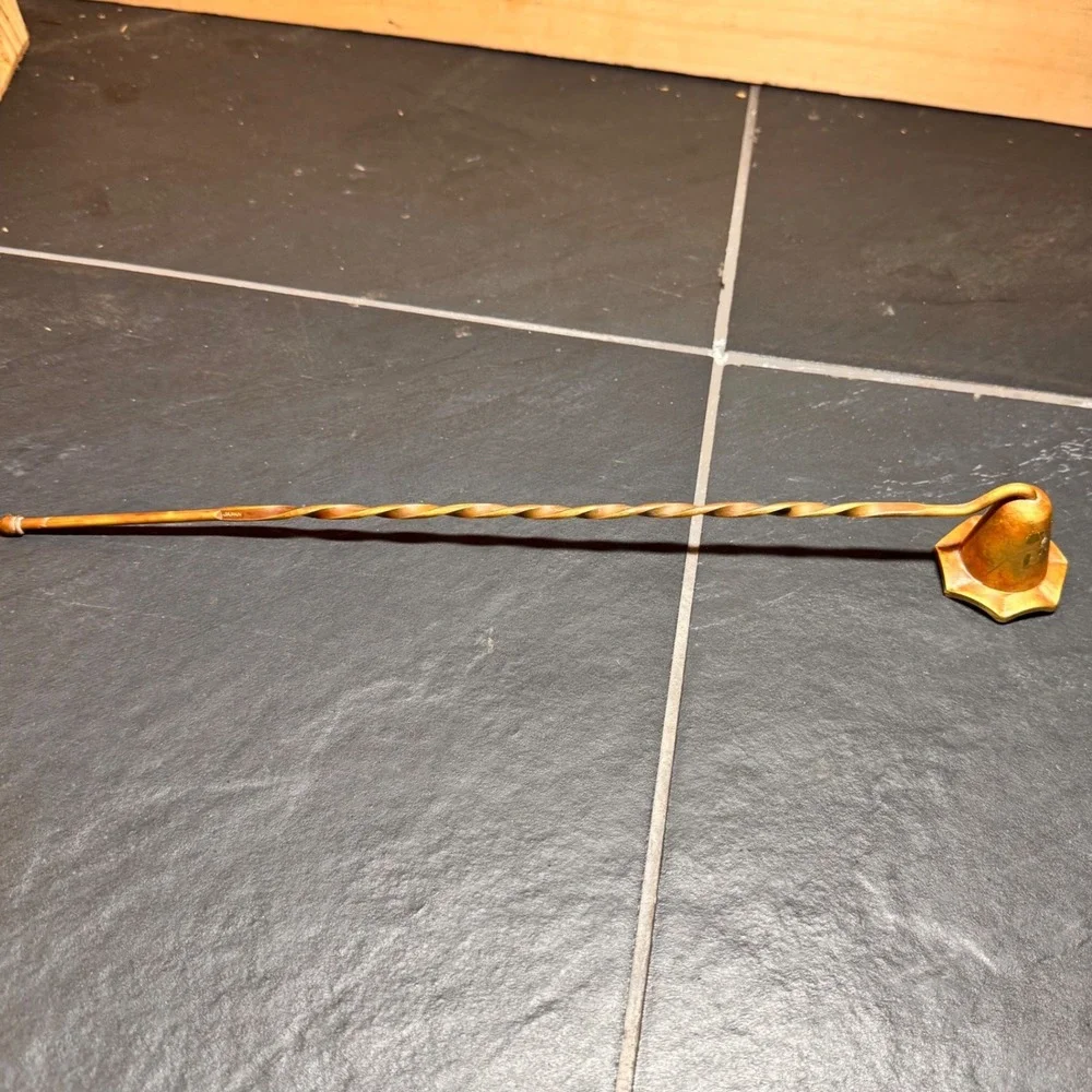 Vintage Twisted Bronze Signed Metal Candle Snuffer Tapered‎ Bell End Japan A&G